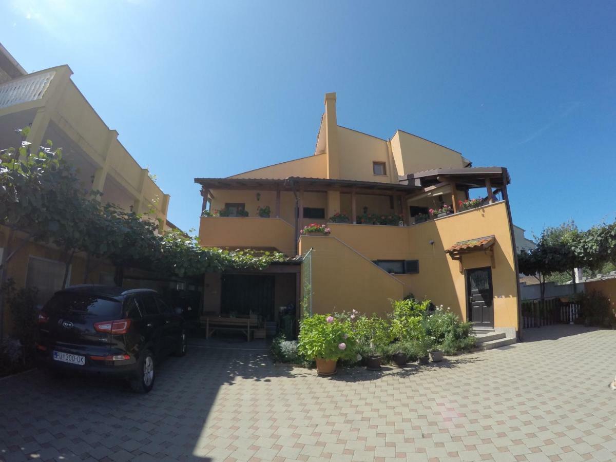 Apartman Koralj Apartment Пула Екстериор снимка