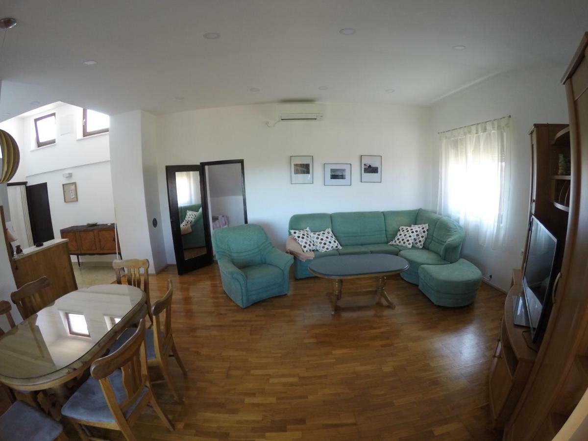 Apartman Koralj Apartment Пула Екстериор снимка